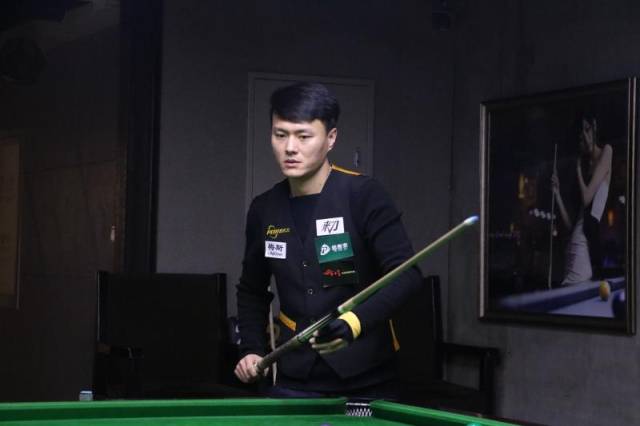 进攻队友的 进攻队友的